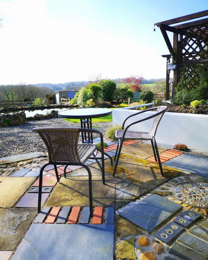 Sunset Hideaway Villa Narberth Exterior foto